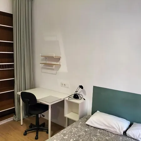 Tus Vacaciones En El Centro De * Oviedo